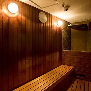Capsule Land Yushima , Tokio Japonia