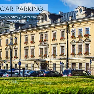 Pollera Hotel Krakau