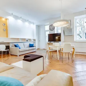 Apartment And Luxurious Beethovnova, Ljubljana